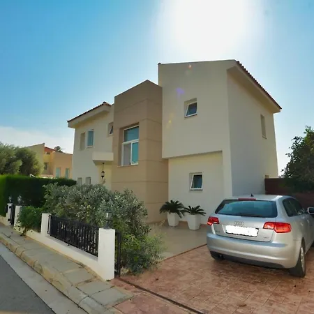 Island Villas Cyprus - 020 - A Families Friendly 4 Bedroom With A Pool *